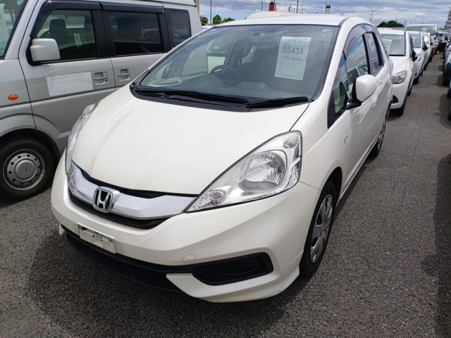 HONDA FIT SHUTTLE 2014