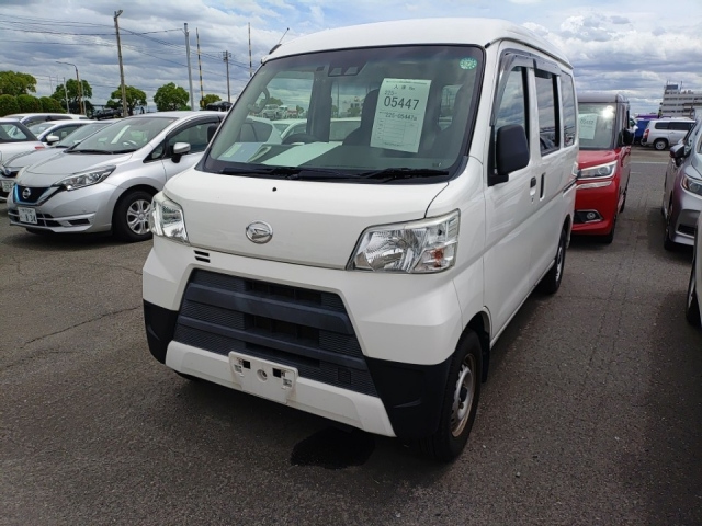 DAIHATSU HIJET VAN 2019