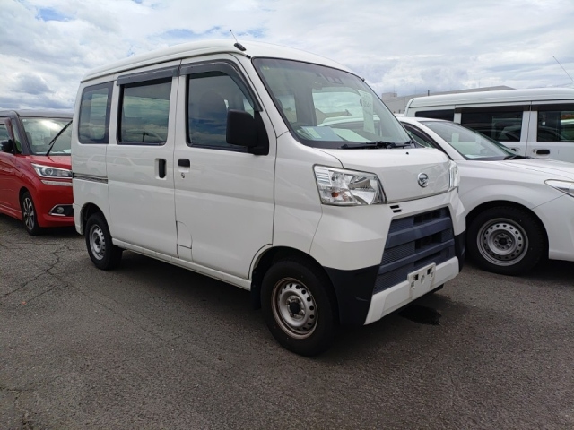 DAIHATSU HIJET VAN 2019