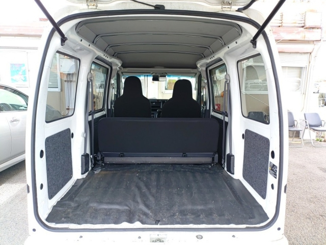 DAIHATSU HIJET VAN 2020