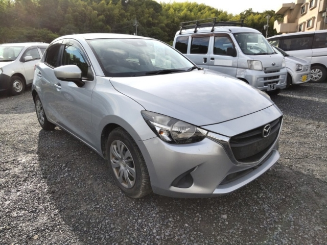 MAZDA DEMIO 2018