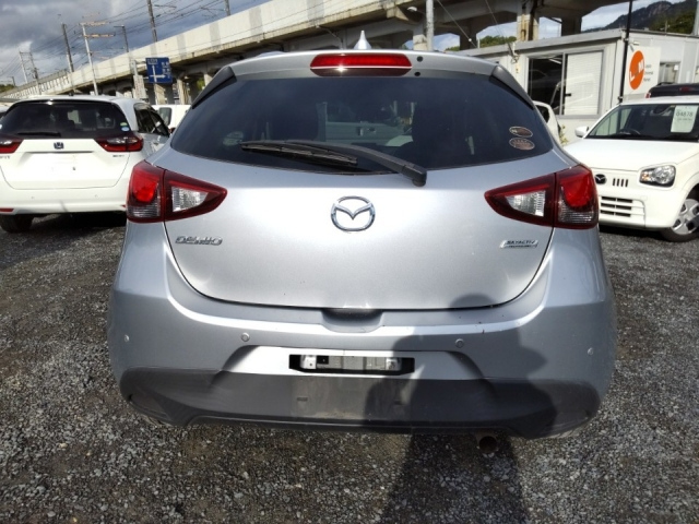 MAZDA DEMIO 2018