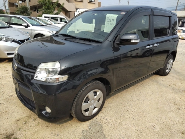 TOYOTA SIENTA 2014