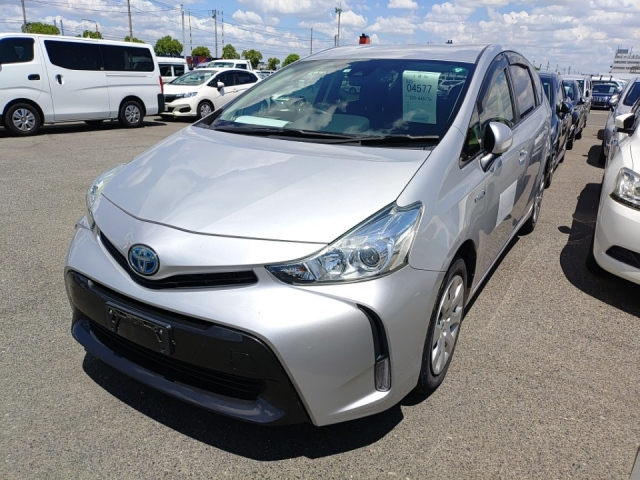 TOYOTA PRIUS ALPHA 2018