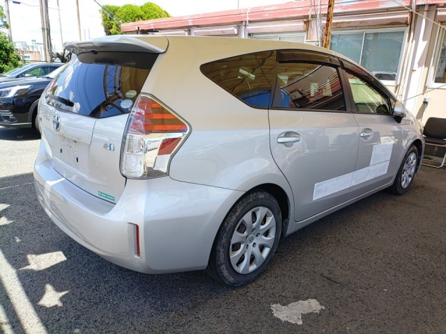 TOYOTA PRIUS ALPHA 2018