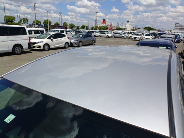 TOYOTA PRIUS ALPHA 2018
