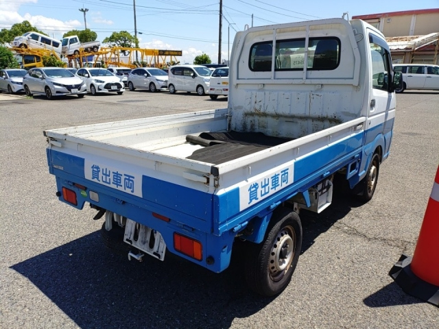 NISSAN CLIPPER TRUCK 2015