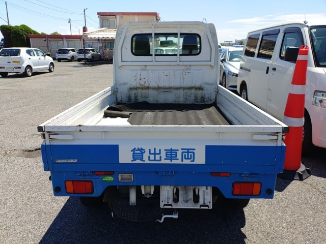 NISSAN CLIPPER TRUCK 2015