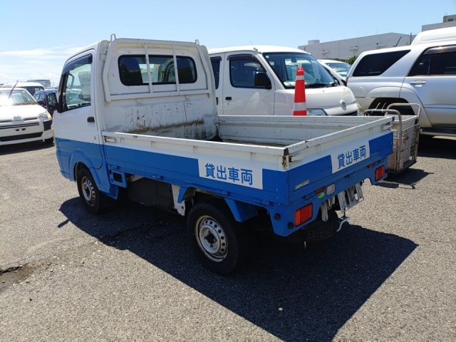 NISSAN CLIPPER TRUCK 2015