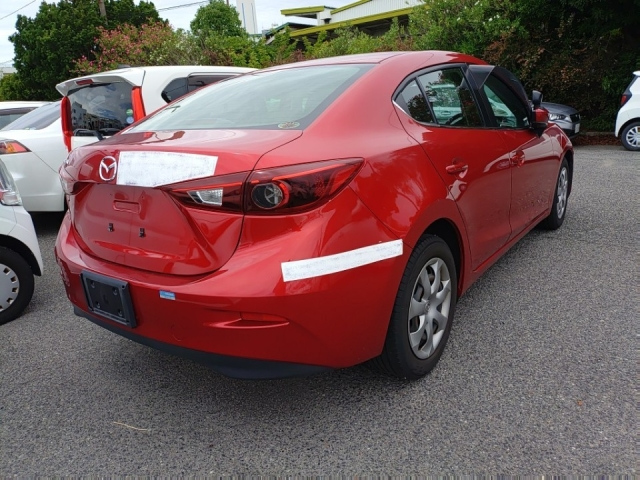 MAZDA AXELA 2017