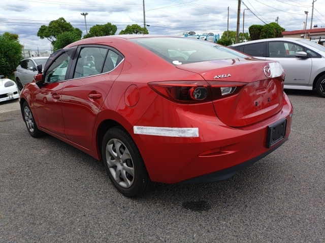 MAZDA AXELA 2017