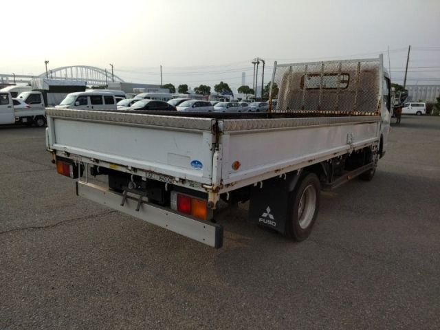 MITSUBISHI CANTER 2009