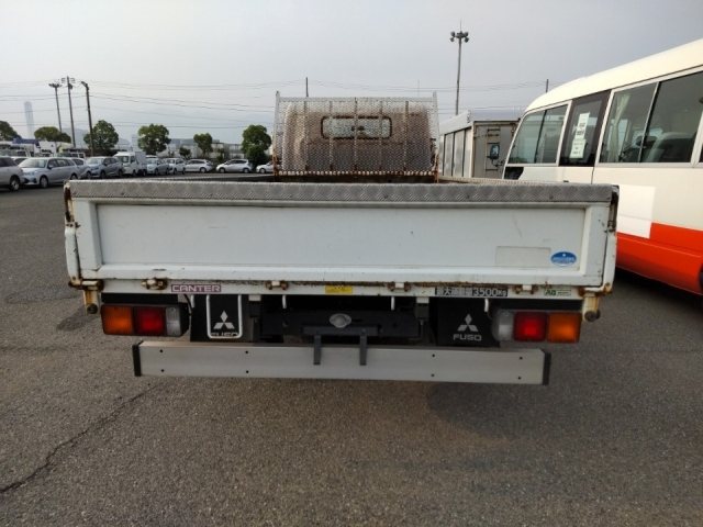 MITSUBISHI CANTER 2009