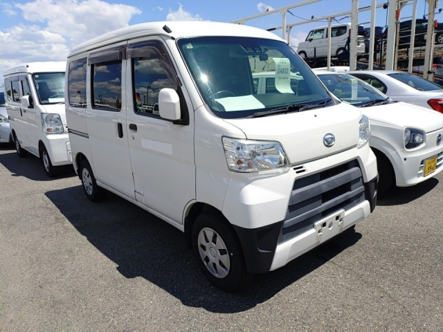 DAIHATSU HIJET VAN 2019