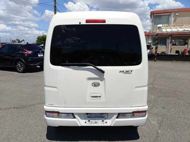 DAIHATSU HIJET VAN 2019