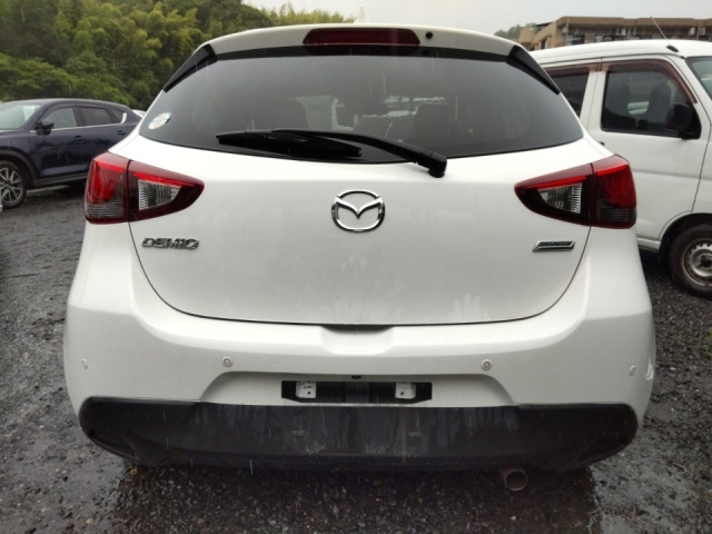 MAZDA DEMIO 2019