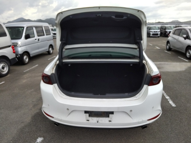 MAZDA MAZDA3 2019