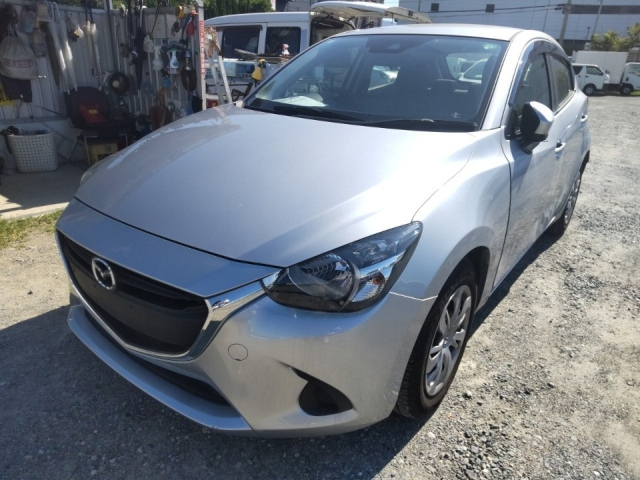 MAZDA DEMIO 2019