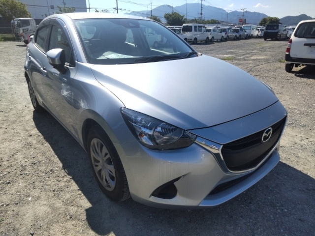 MAZDA DEMIO 2019