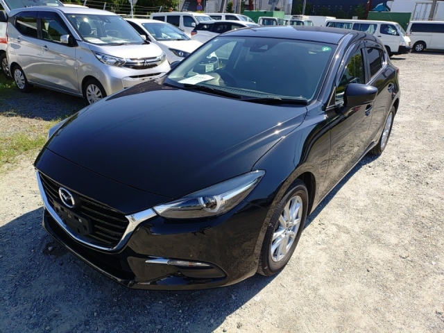 MAZDA AXELA 2018