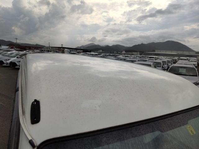 DAIHATSU HIJET VAN 2019