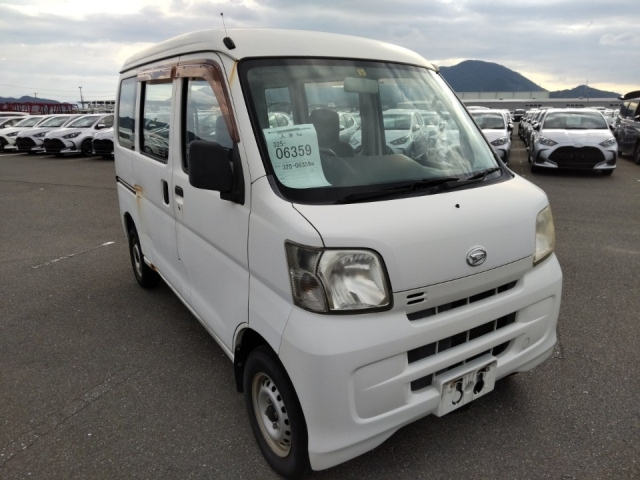 DAIHATSU HIJET VAN 2011