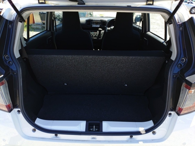 DAIHATSU MIRA E S 2020