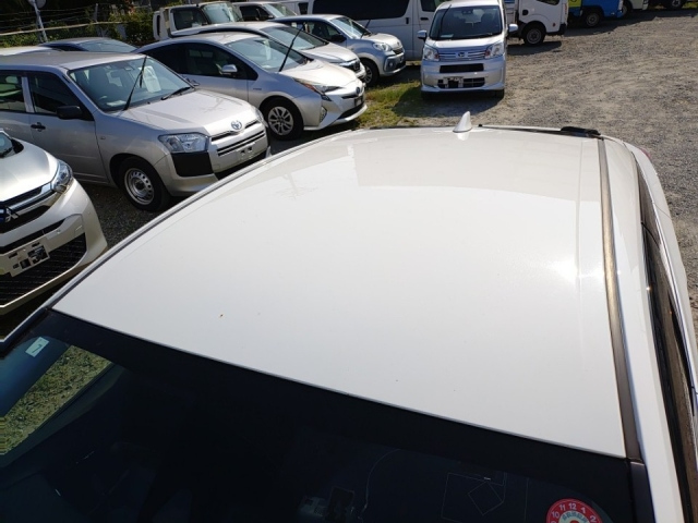 TOYOTA PRIUS 2018