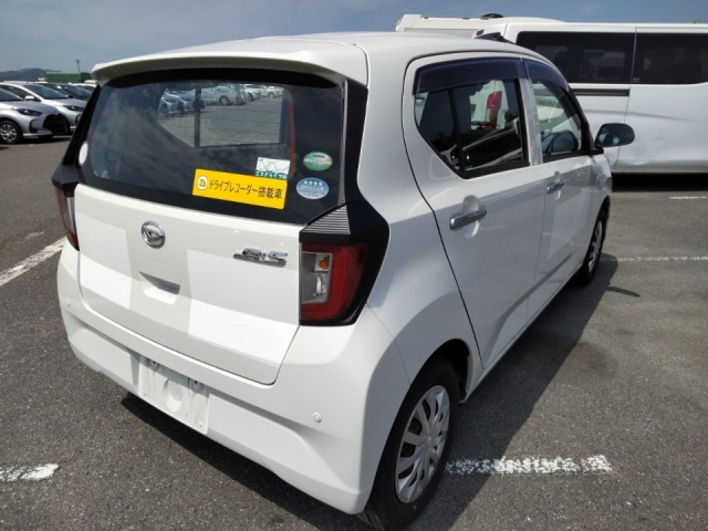 DAIHATSU MIRA E S 2020