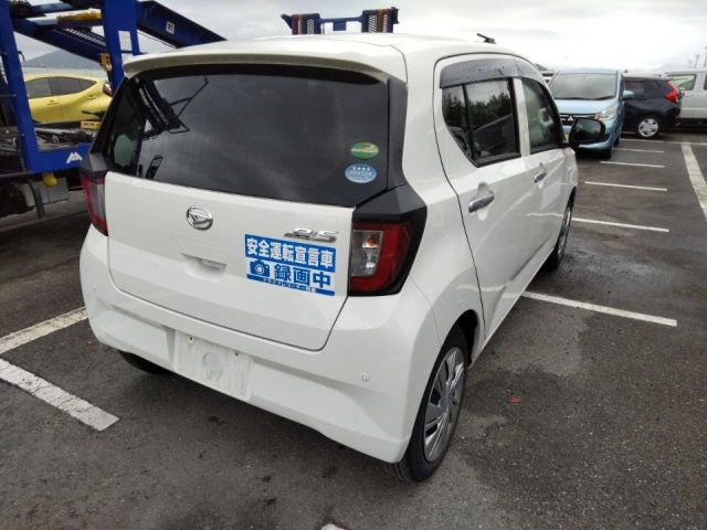 DAIHATSU MIRA E S 2020