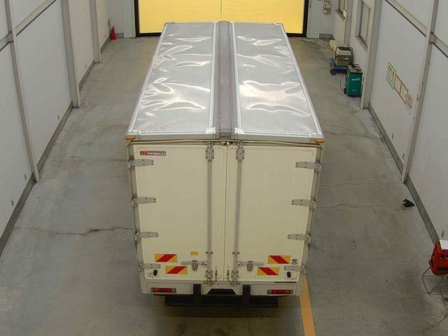 MITSUBISHI CANTER 2016