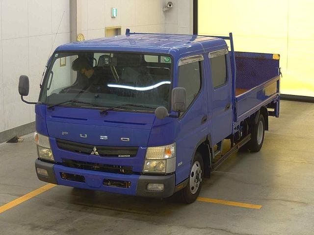 MITSUBISHI CANTER 2015