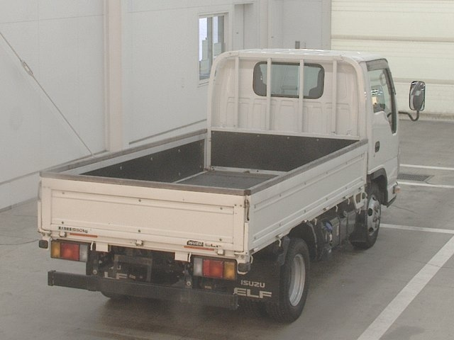 ISUZU ELF 2022