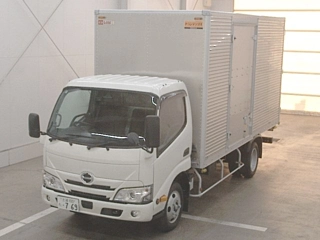 HINO DUTRO 2025