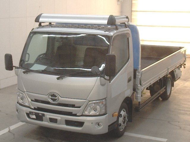 HINO DUTRO 2022