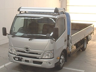 HINO DUTRO 2022