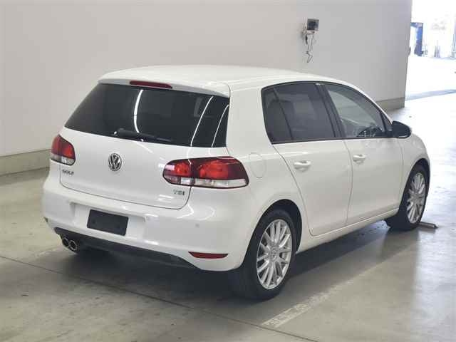 VOLKSWAGEN GOLF 2012