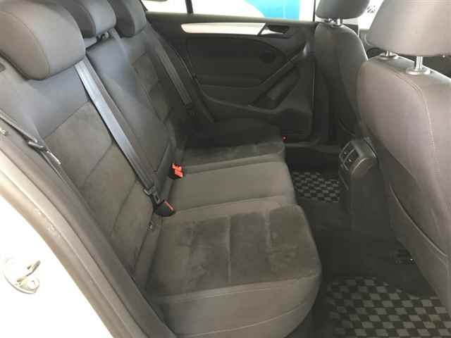 VOLKSWAGEN GOLF 2012