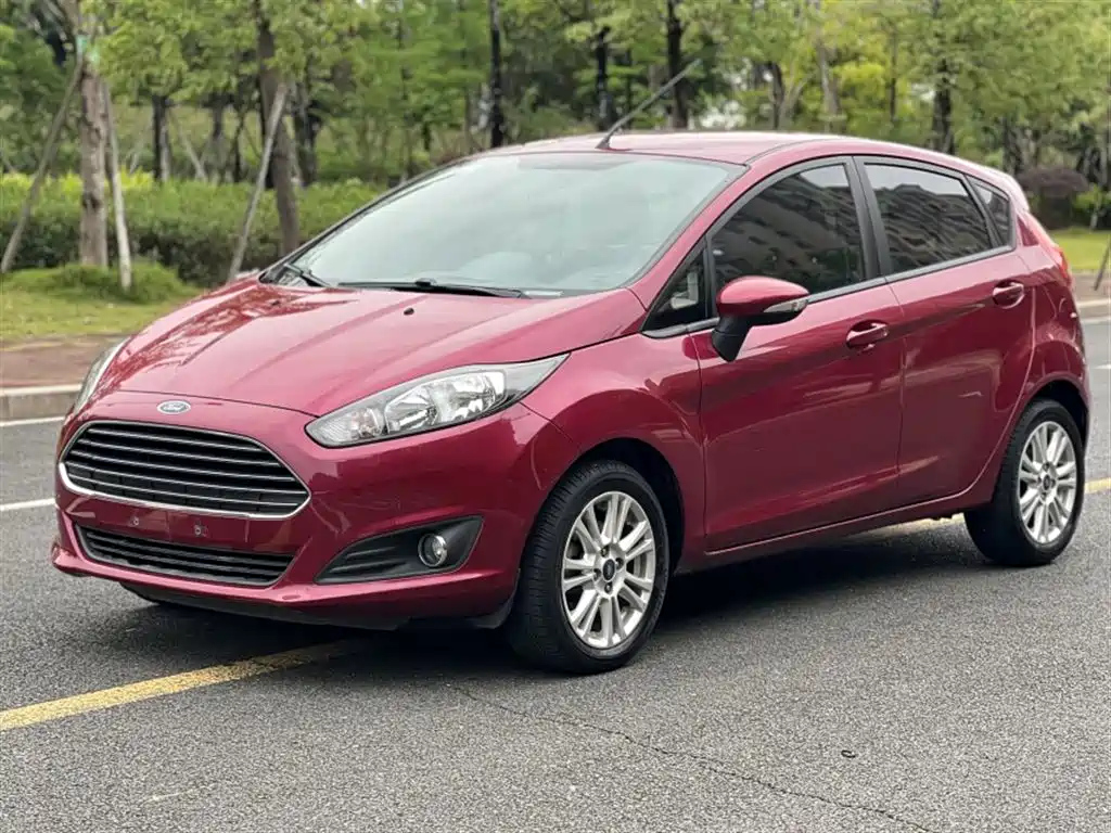 FORD FIESTA 2013