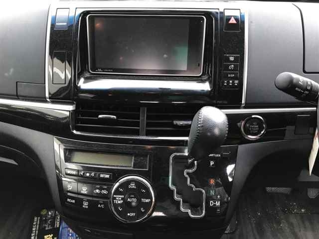TOYOTA ESTIMA 2013