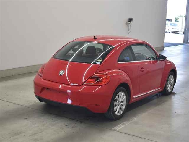 VOLKSWAGEN THE BEETLE 2014