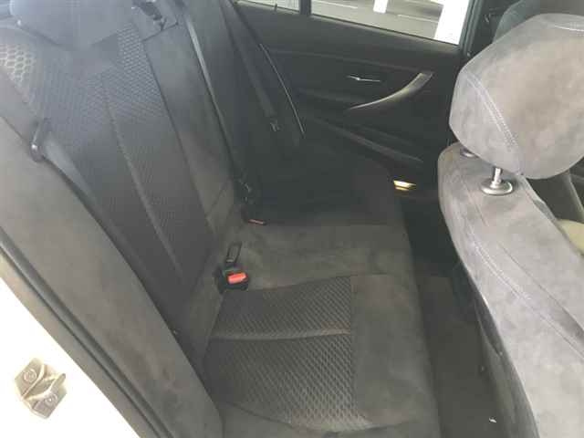 BMW 3 SERIES 2012