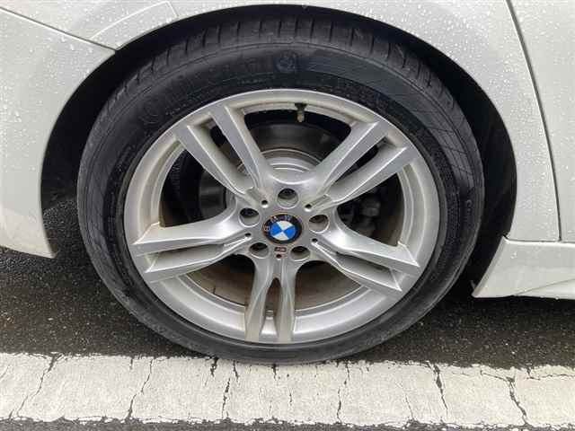 BMW 3 SERIES 2012