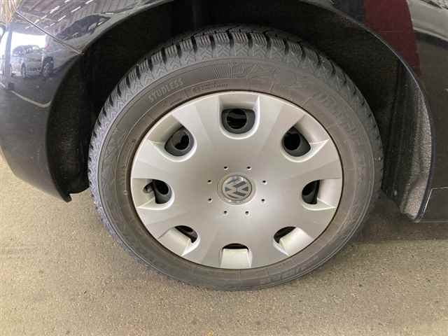 VOLKSWAGEN NEW BEETLE 2008