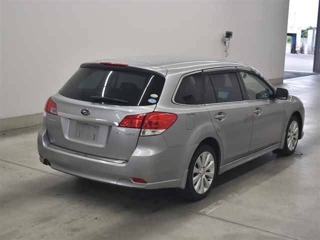 SUBARU LEGACY 2010
