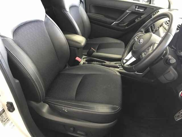 SUBARU FORESTER 2017