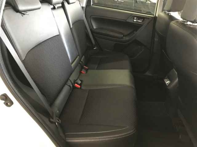 SUBARU FORESTER 2017