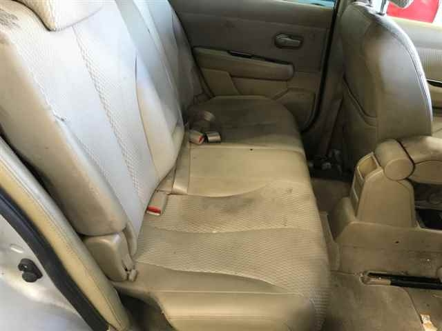 NISSAN TIIDA 2010