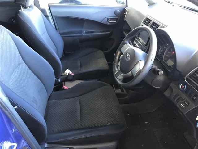 SUBARU TREZIA 2011