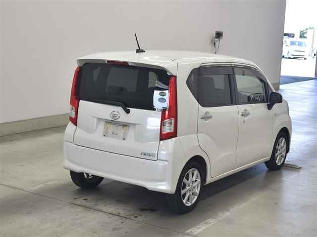 DAIHATSU MOVE 2015